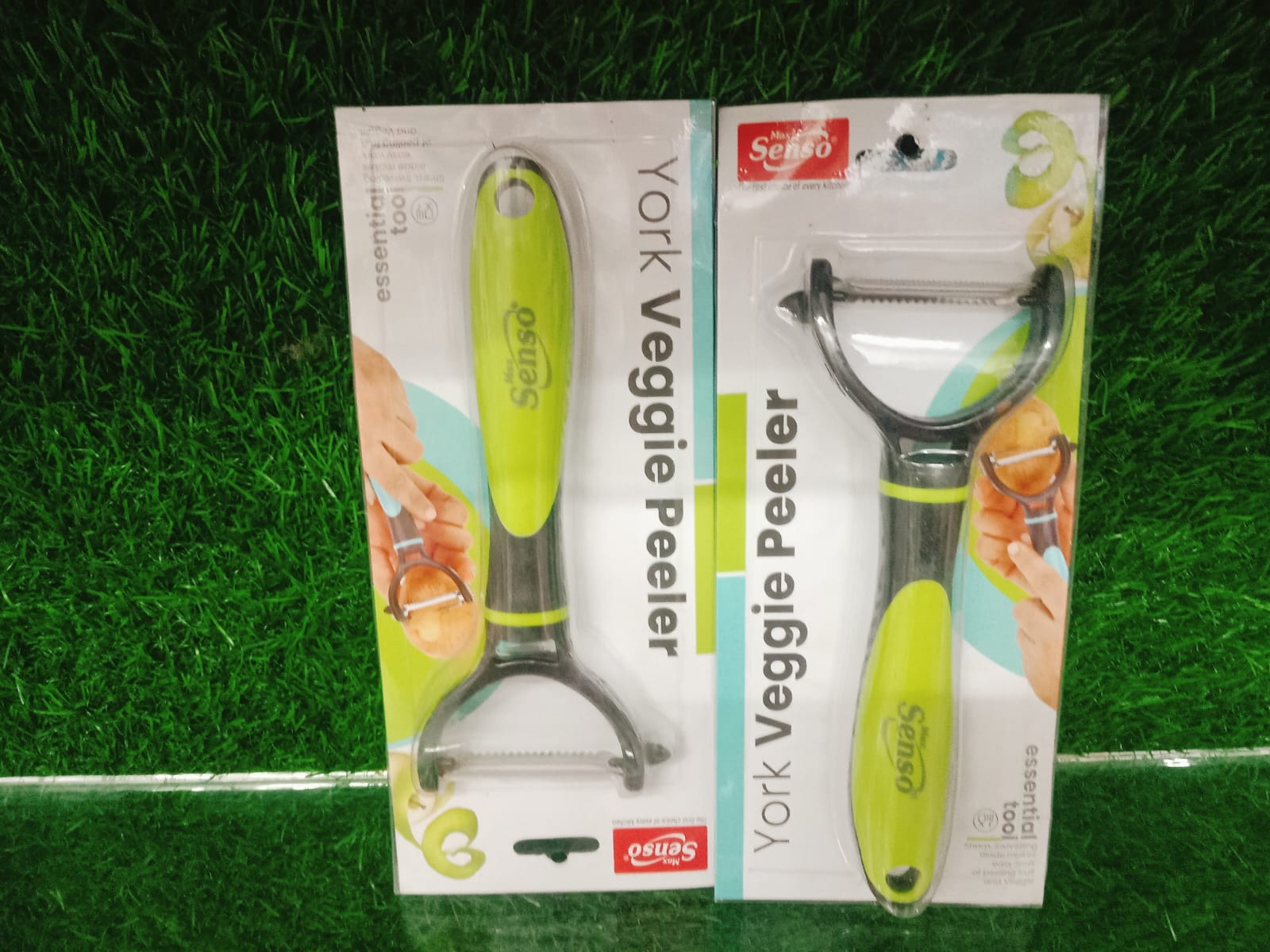 York Veggie Peeler